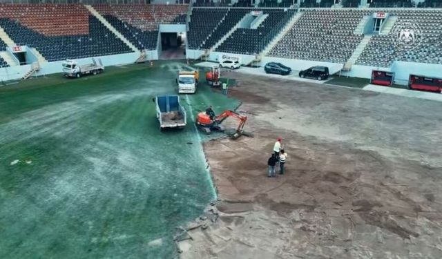 Çorum Şehir Stadyumu’nda hummalı çalışma