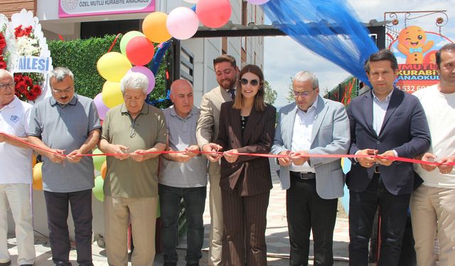 Mutlu Kurabiye Anaokulu dualarla açıldı