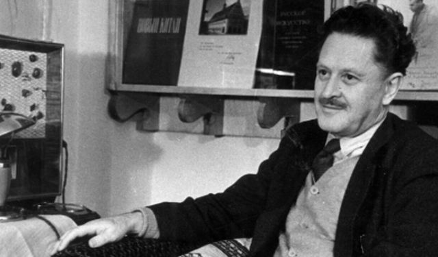 Mehmet Tahtasız'dan Nazım Hikmet mesajı