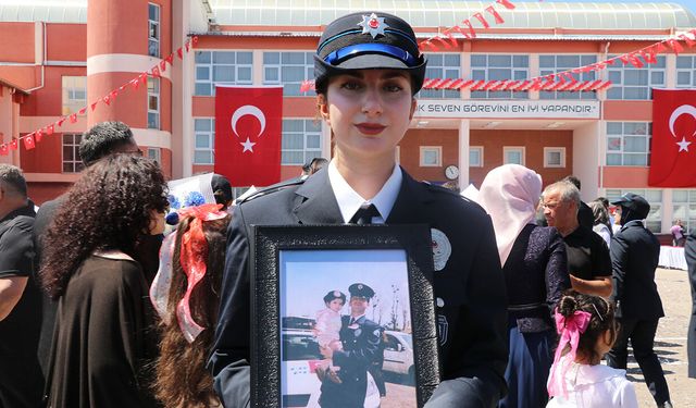 Şehit babasının izinden giderek polis oldu