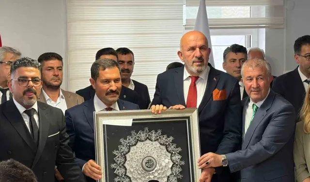 Türkiye Muhtarlar Konfederasyonu yılın valisini açıkladı