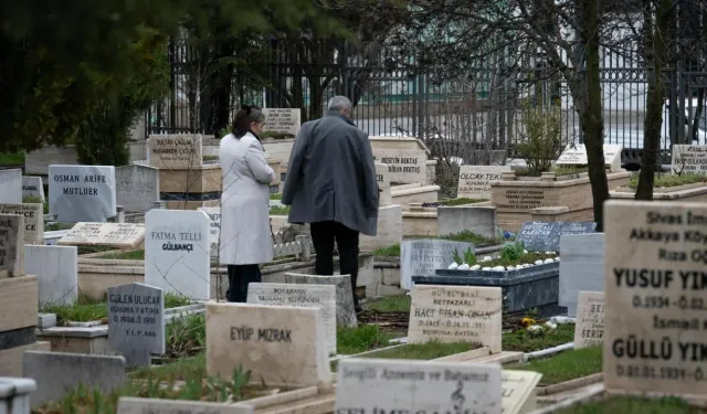 Türkiye'de geçen yıl 491 bin 684 kişi öldü: Erkeklerdeki oran kadınları geçti