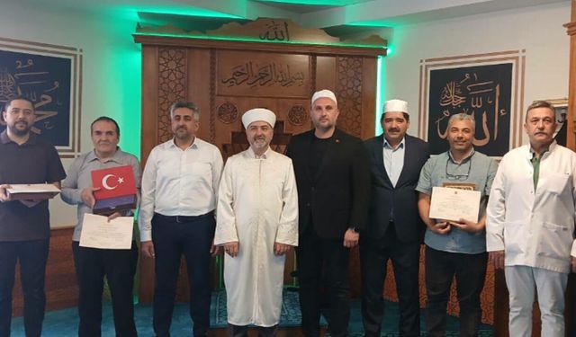 Hastanede Kur’an-ı Kerim öğrenmenin mutluluğunu yaşadılar