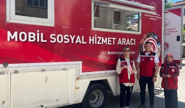 Mobil Sosyal Hizmet Aracı Bayat'ta vatandaşlarla buluştu