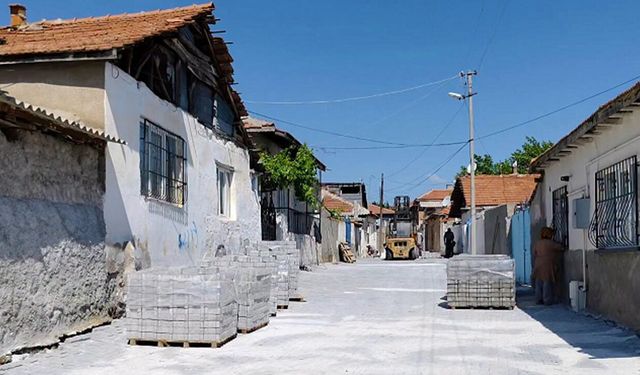 Sungurlu Belediyesi Sokakları Yeniliyor