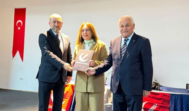 Yeniden Refah Partisi Çorum Kadın Kolları’nda Görev Değişimi