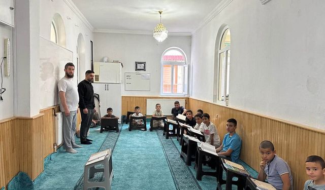 Yaz Kur’an Kursları başladı:  Öğretici ve öğrencilere başarı dileği
