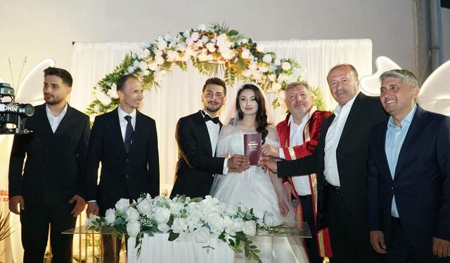 Osmancık’ta görkemli düğün: Dünyaevine girdiler
