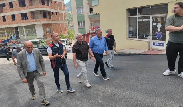 Oğuzlar’da iki güzergâh sıcak asfalta kavuştu, teşekkür ettiler