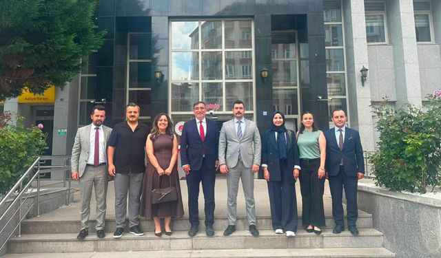 Çorum Barosu’ndan Adalet Komisyonu Başkanı Mehmet Kurt’a ziyaret