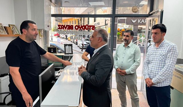 Yakup Alar, esnafla bir araya geldi, taleplerini dinledi