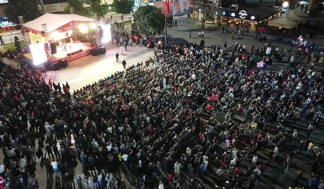 15 Temmuz’un birlik ruhu Kadeş Barış Meydanı’nda yaşatıldı