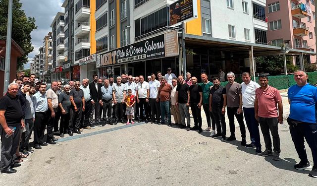 Ahlatcı, Gülabibey Mahallesi esnafıyla buluştu