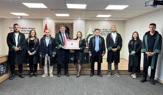 Avukat Ceyda Dervişoğlu ruhsatını aldı
