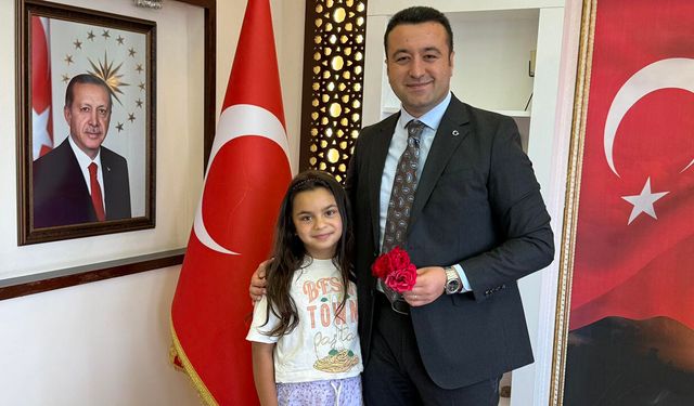 Şehit Mustafa Yaşar’ın emaneti Kaymakam Şimşek’i ziyaret etti