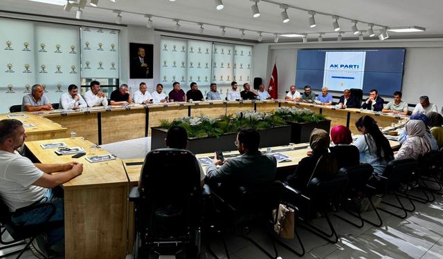 AK Parti Çorum İl Yönetimi toplandı