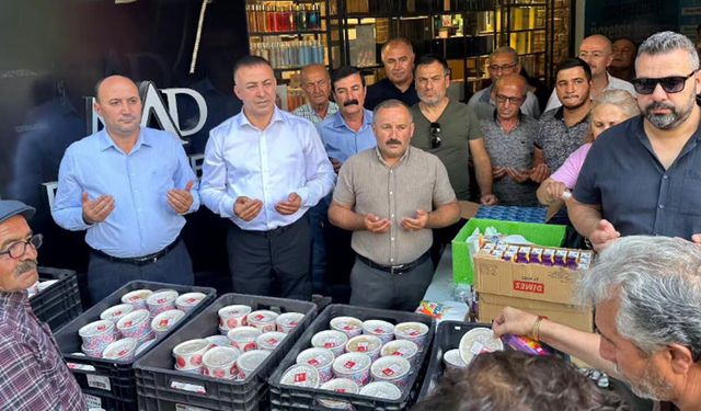 CHP’de aşure etkinliği: Tahtasız ve Yiğitoğlu vatandaşlarla buluştu