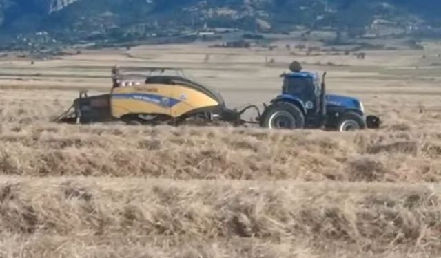Çorum’da üreticilere saman balyası desteği sürüyor