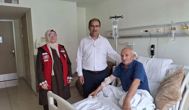Şehit Habib Gökce’nin babasına geçmiş olsun ziyareti