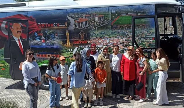 Karahacipli kadınlar ve çocuklara Çekerek gezisi desteği