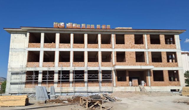Yatılı Bölge Ortaokulu baştan aşağı yenileniyor