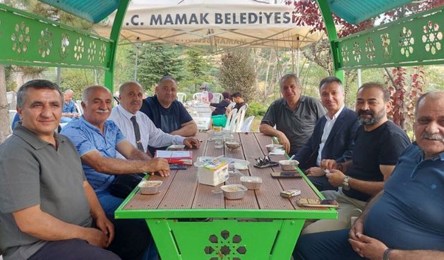 Araplar Mahallesi’nde aşure programı düzenlendi