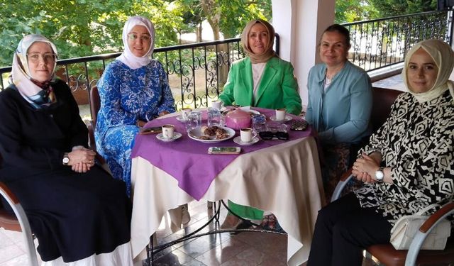 Meryem Demir’e kadın temsilcilerden hayırlı olsun ziyareti