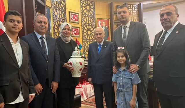 Mehmet İhsan Çıplak ve ailesi, Devlet Bahçeli’yi ziyaret etti