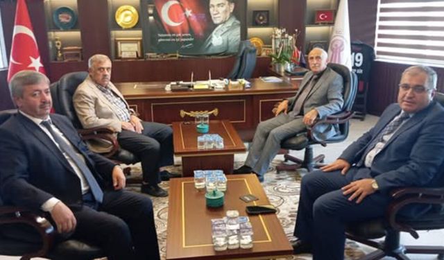 Başkan Ünlü’den Recep Gür’e hayırlı olsun ziyareti