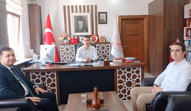 Kaymakam Düzgün, Ziraat Bankası Müdürü Erdal Karayılan’ı kabul etti
