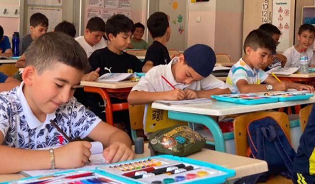 TÜGVA Yaz Okulu'nda etkinlikler devam ediyor