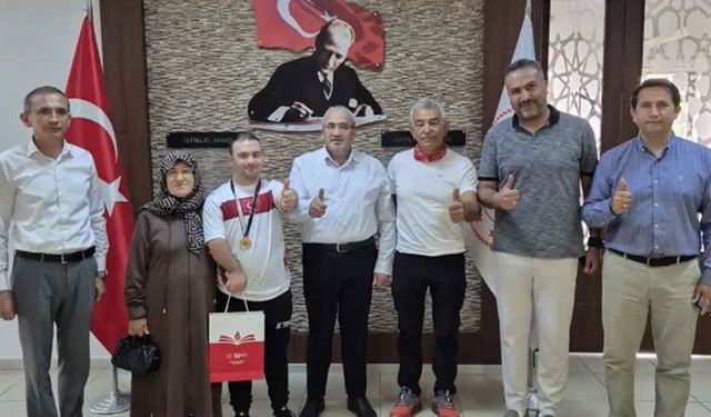 Türkiye Şampiyonu Enes Borucu’dan Cemil Çağlar’a Teşekkür Ziyareti
