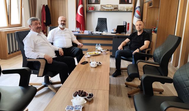 Çorum Belediyesi heyetinden Laçin Belediye Başkanı Toydemir’e ziyaret