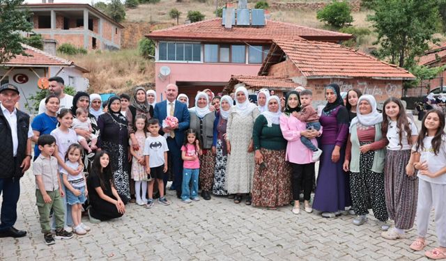 Vali Çalgan, Değirmendere köyünde vatandaşlarla buluştu