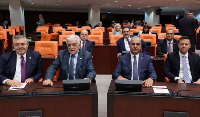 Ahlatcı, yargı paketinin görüşmelerine katıldı