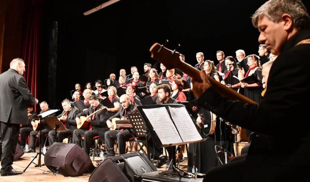 Çorum’da “Türkülerle Anadolu” konserine yoğun ilgi