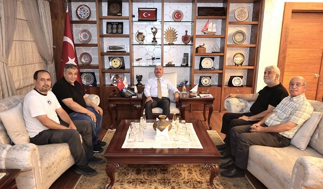 Goalball müsabakaları için Çorum’a gelen heyetten Vali Çalgan’a ziyaret