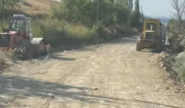 Çorum'un bu köy yolu asfalta kavuşuyor
