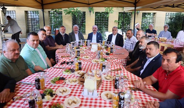 Baba-oğul şehitler için Çorum’da vefa buluşması