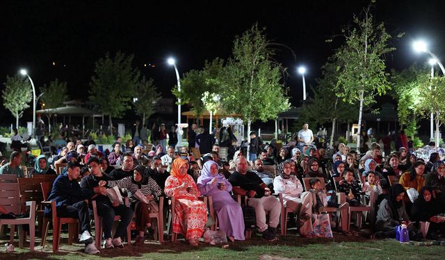 Osmancık’ta “Efsane” gecesi: Açık hava sinemasına yoğun ilgi