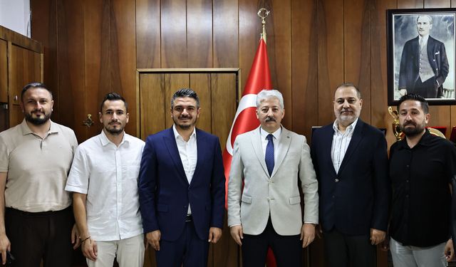 Arca Çorum FK yönetiminden Defterdar Erkan Ciğer’e ziyaret