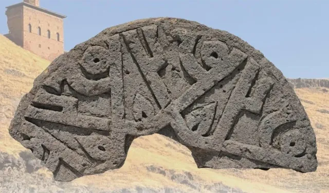 Mevlid Kandili’nde anlamlı keşif: Hz. Muhammed isminin yer aldığı Selçuklu taşı bulundu