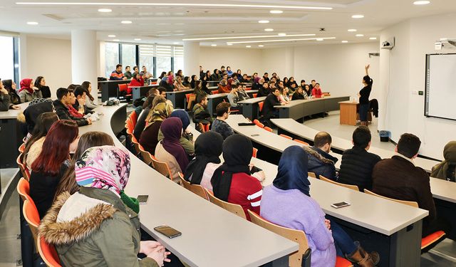Üniversitelere dönüş için geri sayım başladı: Öğrenci affında son başvuru tarihi 9 Aralık