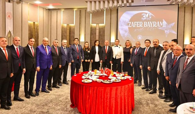 İl Milli Eğitim Müdürü Cemil Çağlar, 30 Ağustos kabul programına katıldı