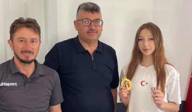 Sporcuyu altınla ödüllendirdi