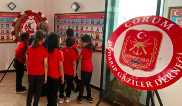 Çorum’da koruma altındaki çocuklardan şehitliğe anlamlı ziyaret