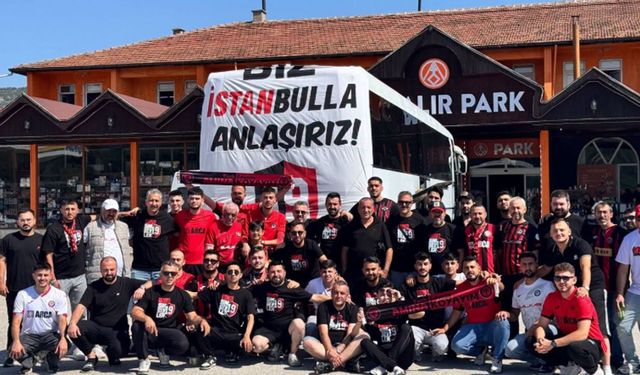 Kırmızı Şimşekler’den Arca Çorum FK’ya Galatasaray maçı öncesi destek
