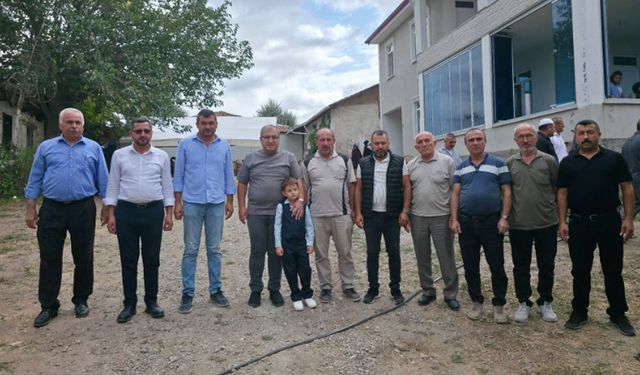 Başkan Ünlü, İshaklı Köyü’nde Mevlid-i Şerif programına katıldı