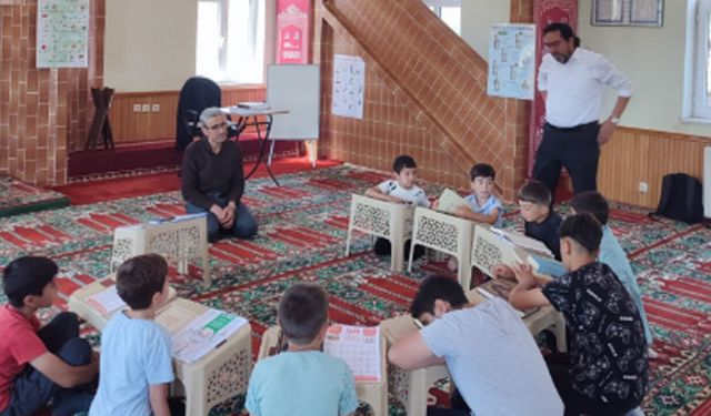 Müftü Yaşkabak’tan Çitli köyündeki Yaz Kur’an Kurslarına ziyaret