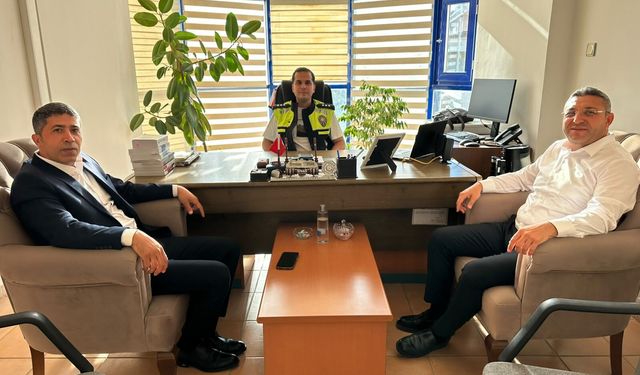 Oda başkanlarından Müftü Arık ve Başkomiser Toprak’a ziyaret